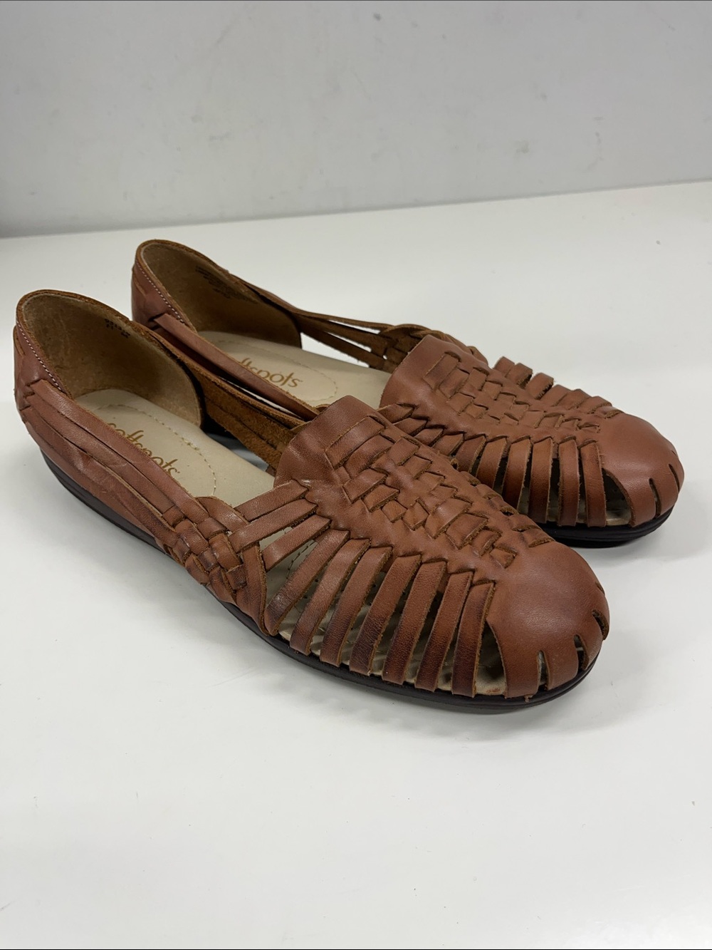 New Softspots Womens Brown Leather Trinidad Huarache Flat Shoes Size 11